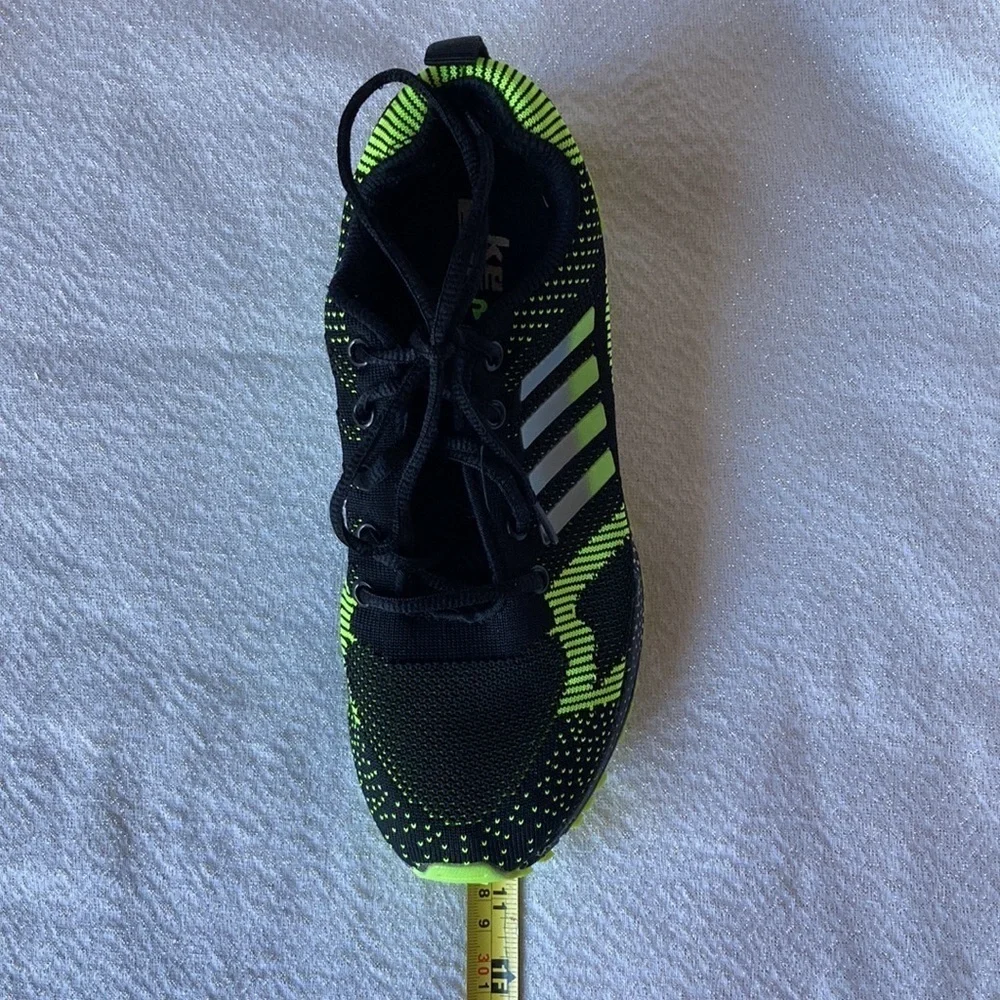 Keep Running green and black athletic comfortable shoes Size 9